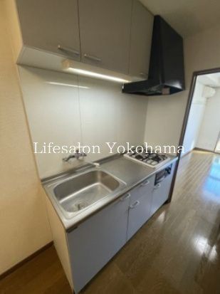 �y�L�b�`���z�@