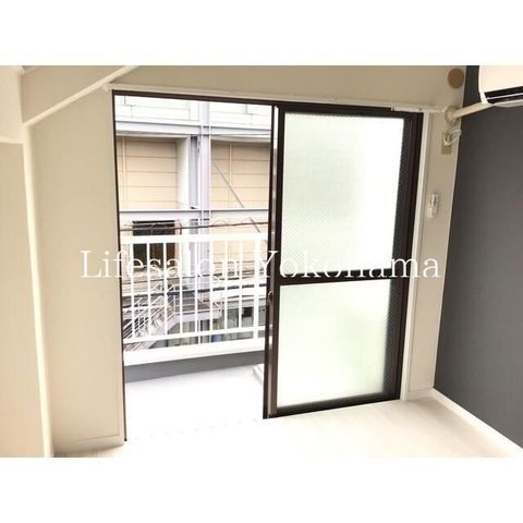 �y�o���R�j�[�z�@