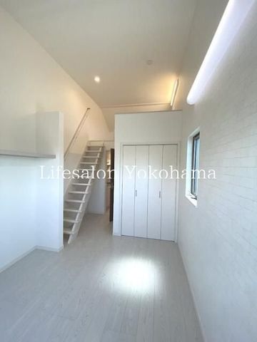 �y���̑������E�X�y�[�X�z�@