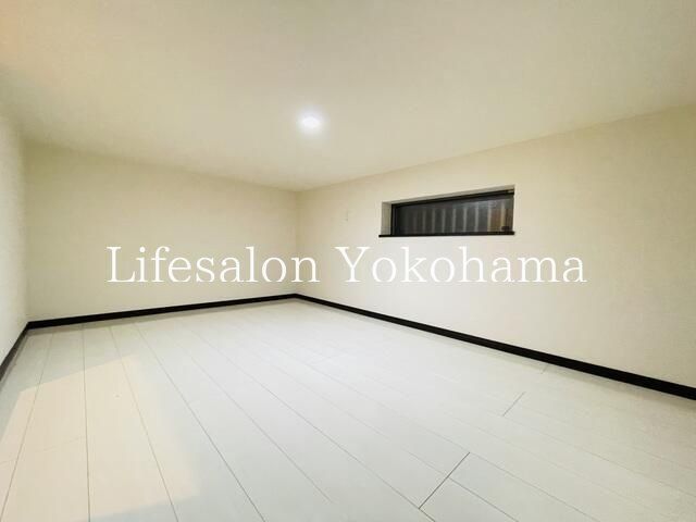 �y���̑������E�X�y�[�X�z�@