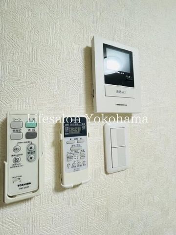 �y���̑��ݔ��z�@