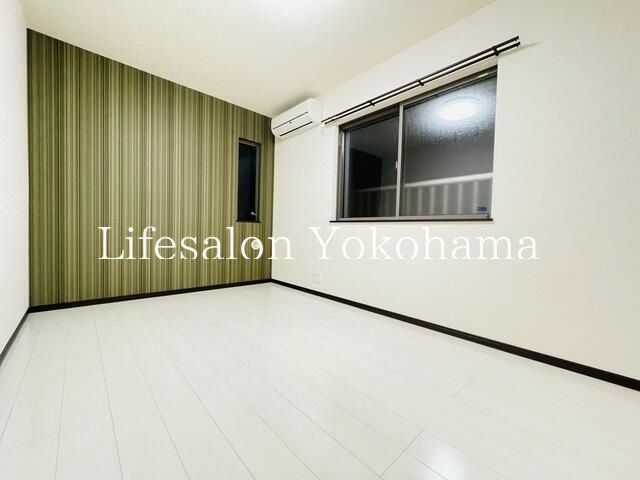 �y���ԁE���r���O�z�@