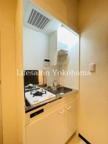 �y�L�b�`���z�@