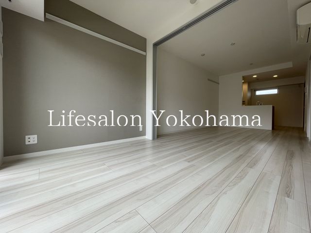 �y���ԁE���r���O�z�@���r���O/����