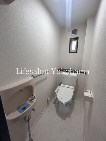 �y�g�C���z�@