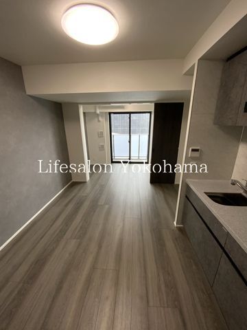 �y���ԁE���r���O�z�@���r���O/����