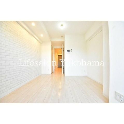 �y���̑������E�X�y�[�X�z�@