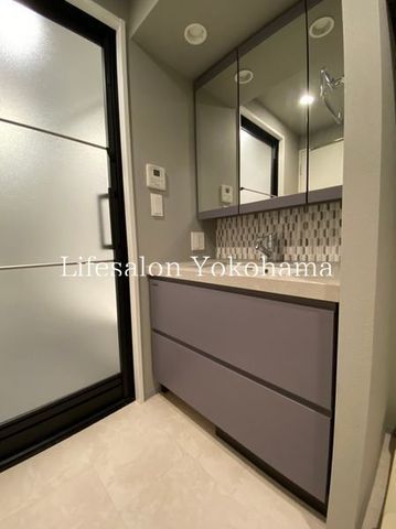 �y���ʏ��z�@