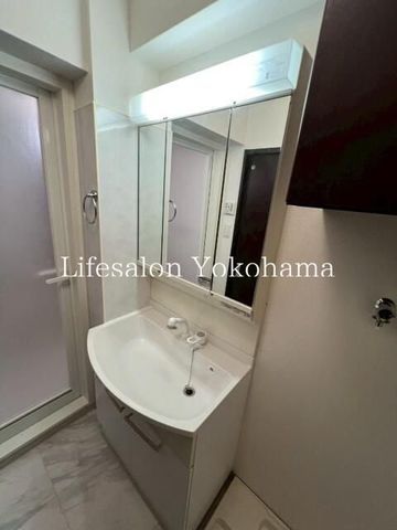 �y���ʏ��z�@