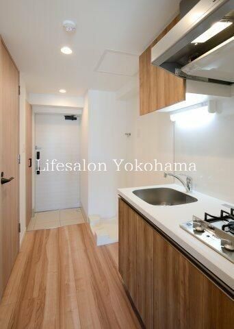 �y�L�b�`���z�@