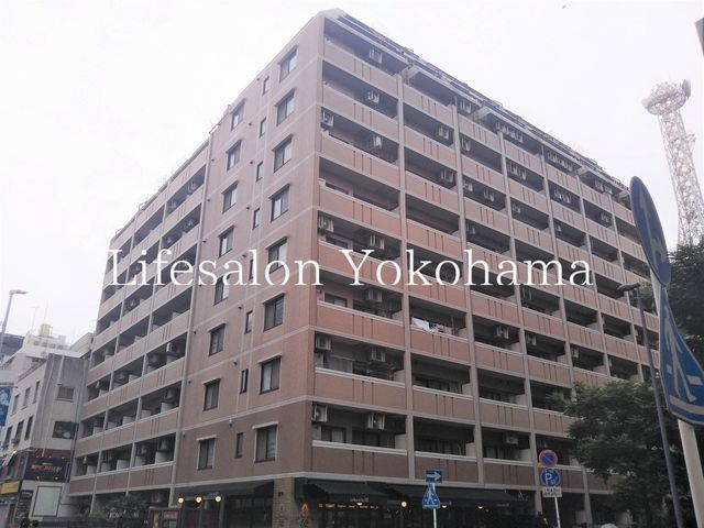 yOρz@
