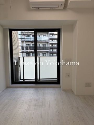 �y���ԁE���r���O�z�@