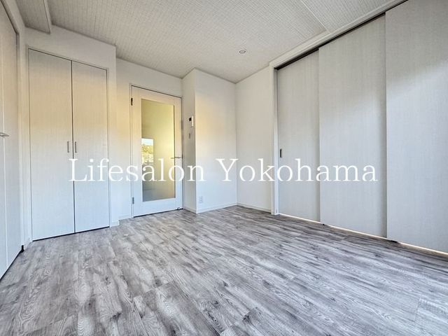 �y���ԁE���r���O�z�@