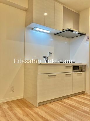 �y�L�b�`���z�@