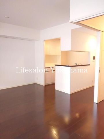 �y���ԁE���r���O�z�@