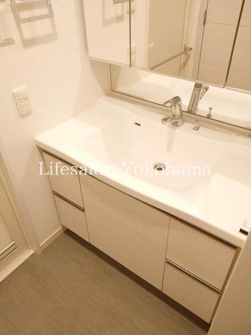 �y���ʏ��z�@