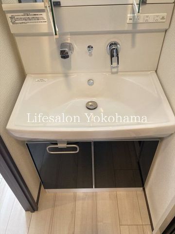 �y���ʏ��z�@