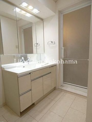 �y���ʏ��z�@