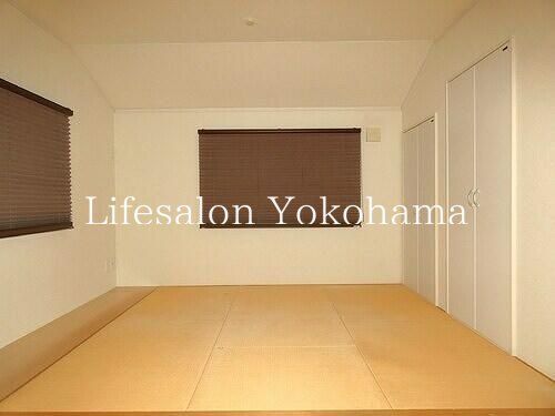 �y�Q���z�@