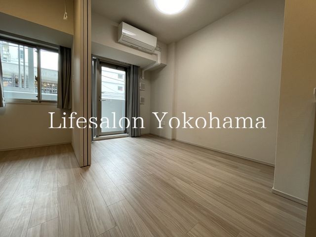 �y���ԁE���r���O�z�@