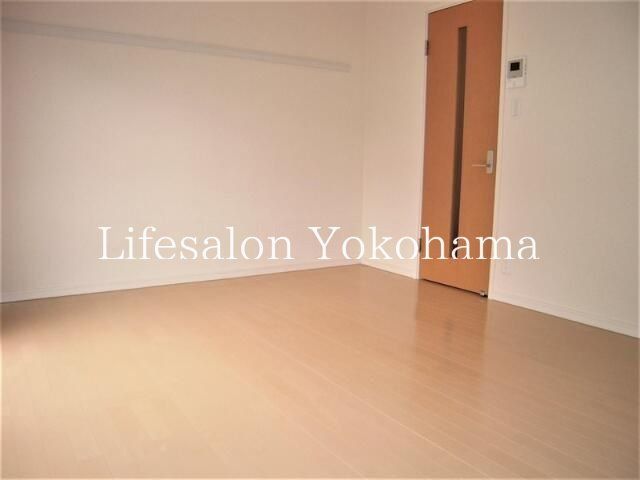 �y���̑������E�X�y�[�X�z�@