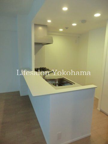 �y�L�b�`���z�@