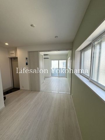 �y���̑��ݔ��z�@