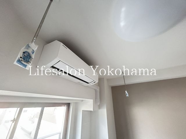 �y���̑��ݔ��z�@
