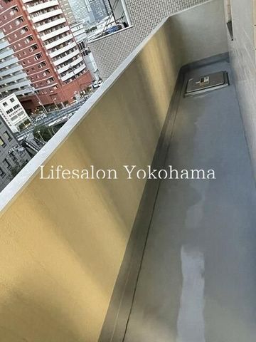 yoRj[z@