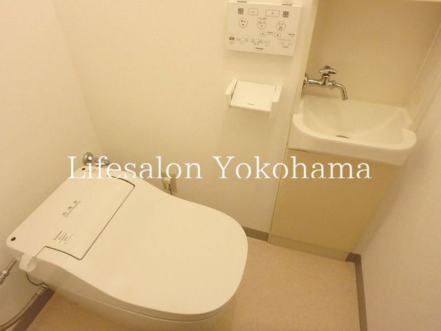 �y�g�C���z�@