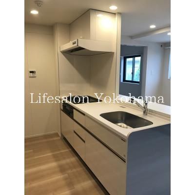 �y�L�b�`���z�@