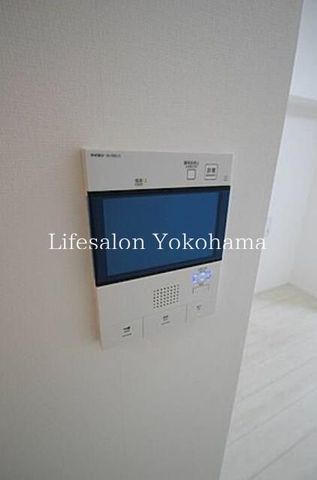 y̑ݔz@