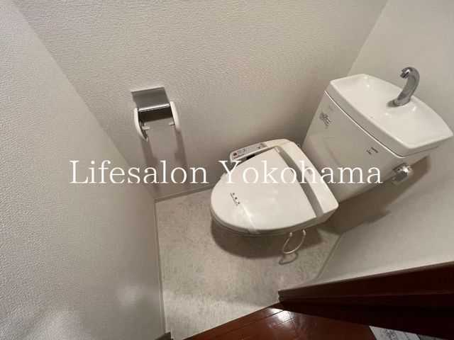 �y�g�C���z�@