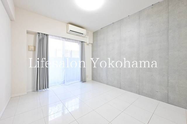 �y���ԁE���r���O�z�@