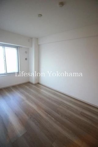 �y�Q���z�@