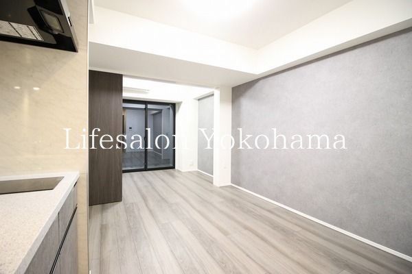 �y���ԁE���r���O�z�@