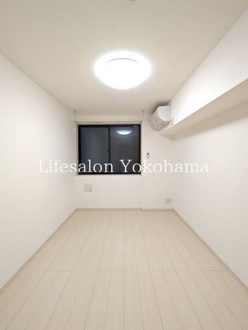 �y���ԁE���r���O�z�@