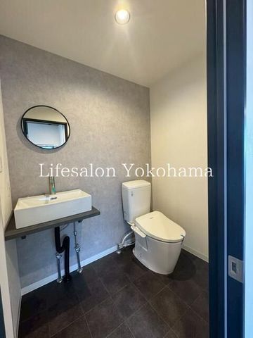 �y�g�C���z�@