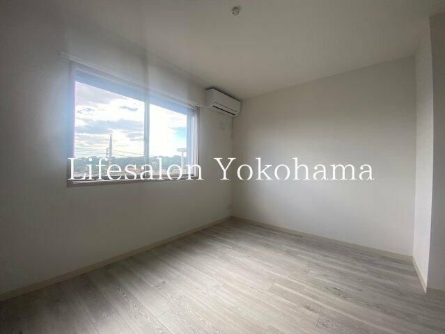 �y���̑������E�X�y�[�X�z�@