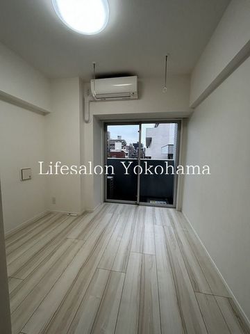 �y���ԁE���r���O�z�@
