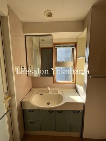 �y���ʏ��z�@