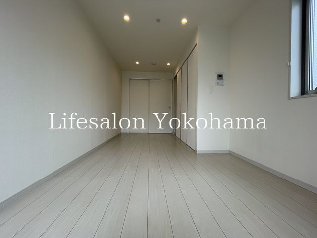 �y���̑������E�X�y�[�X�z�@