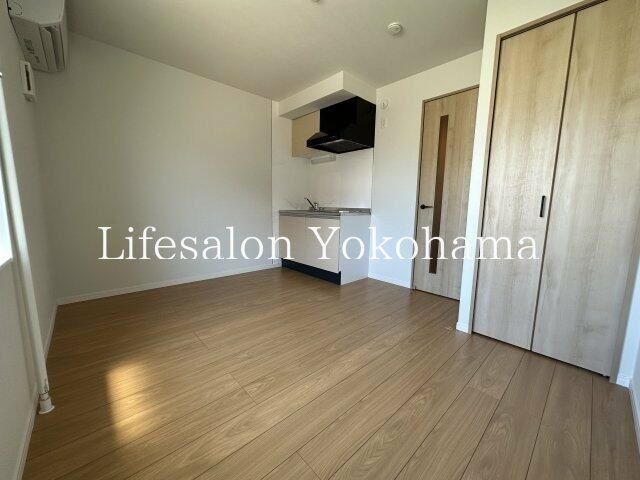 �y���ԁE���r���O�z�@