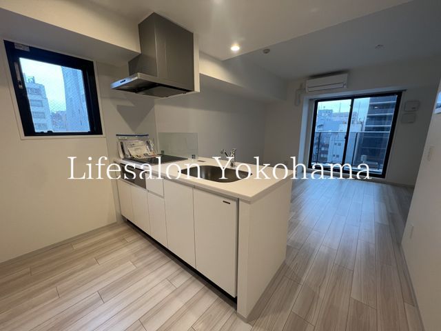 �y�L�b�`���z�@