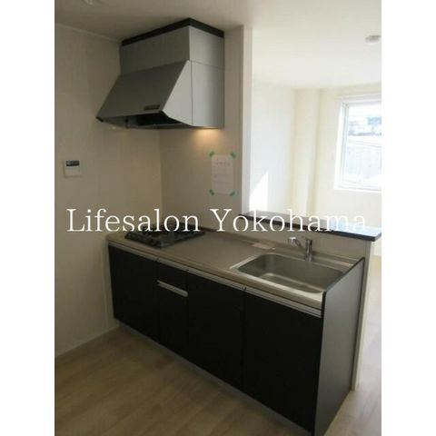 �y�L�b�`���z�@