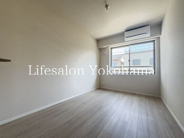 �y���̑������E�X�y�[�X�z�@