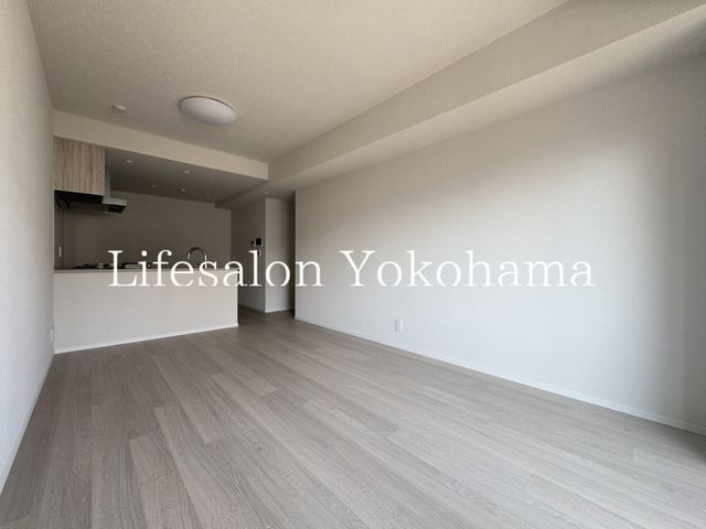 �y���ԁE���r���O�z�@