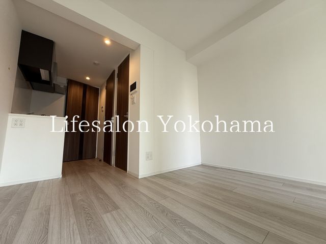 �y���ԁE���r���O�z�@