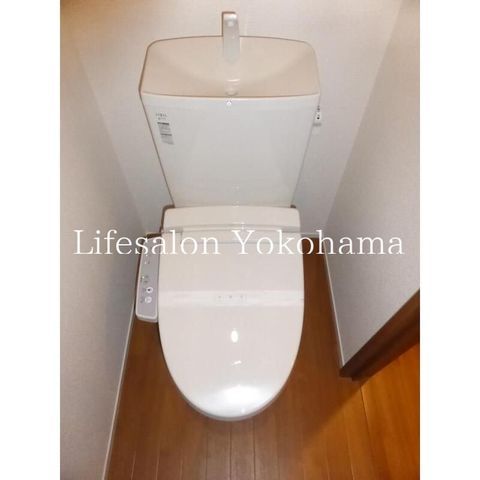 �y�g�C���z�@