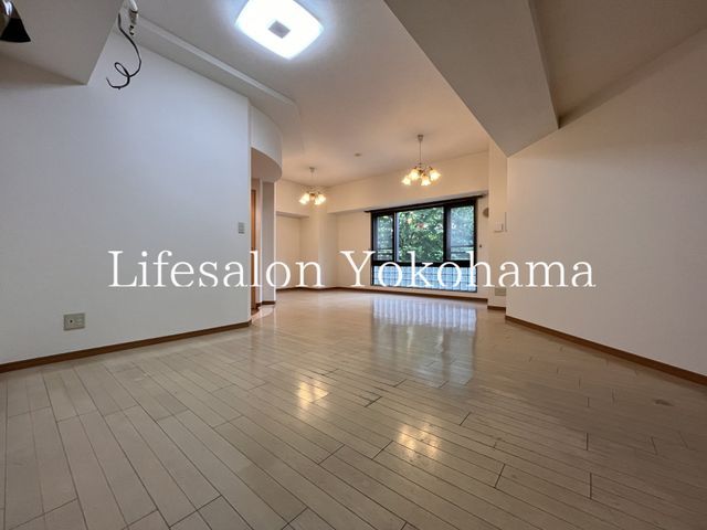 �y���ԁE���r���O�z�@���r���O/����